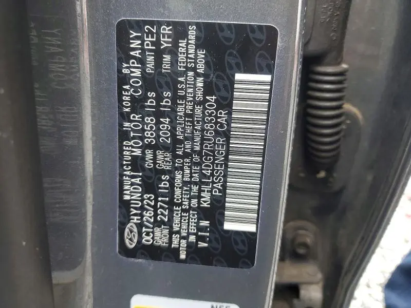2024 HYUNDAI ELANTRA SE  