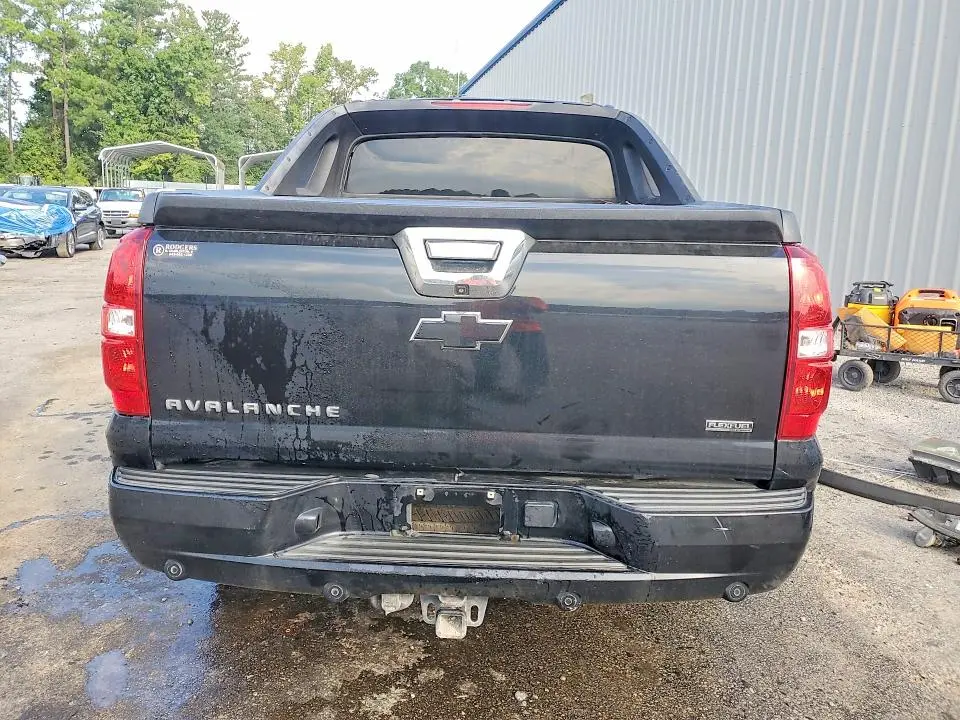 2011 CHEVROLET AVALANCHE LTZ  