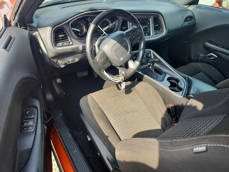 2020 DODGE CHALLENGER SXT  