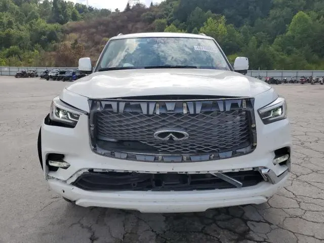 2022 INFINITI QX80 LUXE  