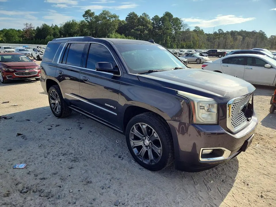 2017 GMC YUKON DENALI  