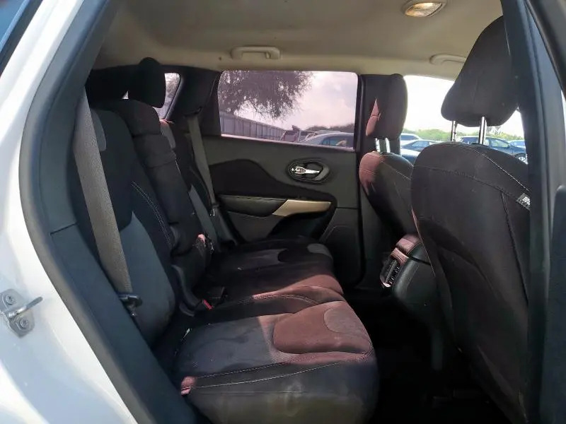 2017 JEEP CHEROKEE SPORT  