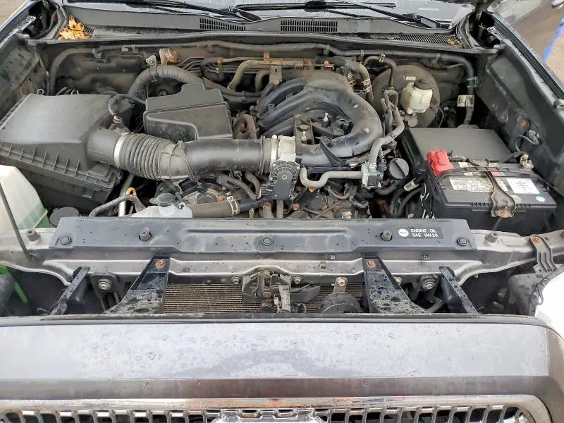 2017 TOYOTA TACOMA SR5 V6  