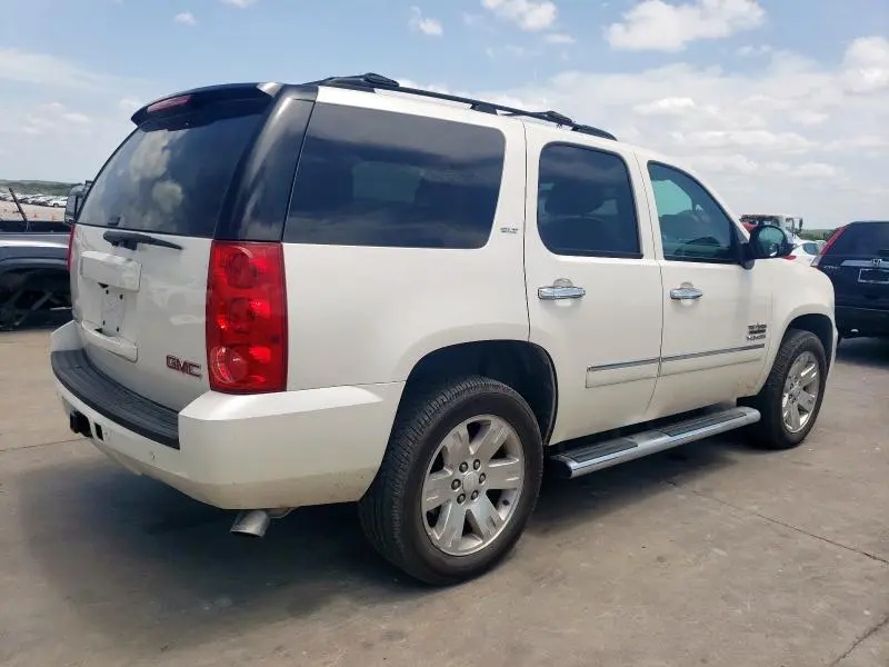2013 GMC YUKON SLT  