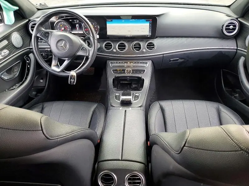 2018 MERCEDES-BENZ E 300  