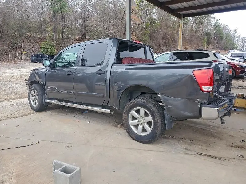 2010 NISSAN TITAN XE  