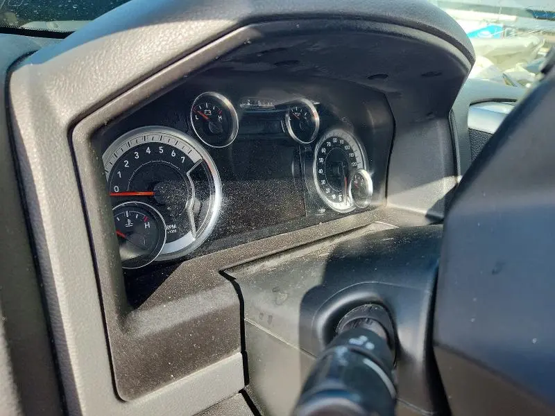 2017 RAM 1500 SLT  