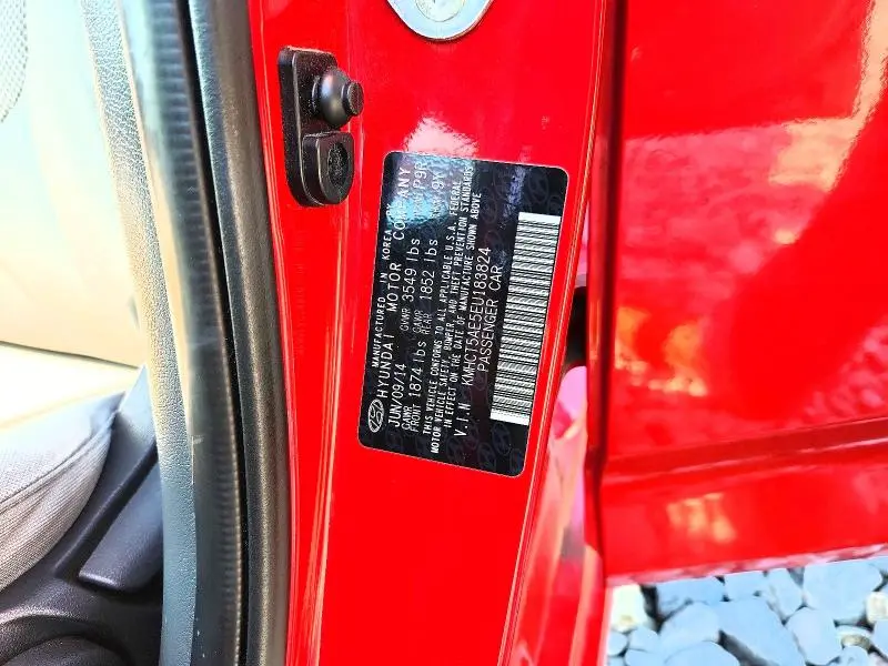 2014 HYUNDAI ACCENT GS  