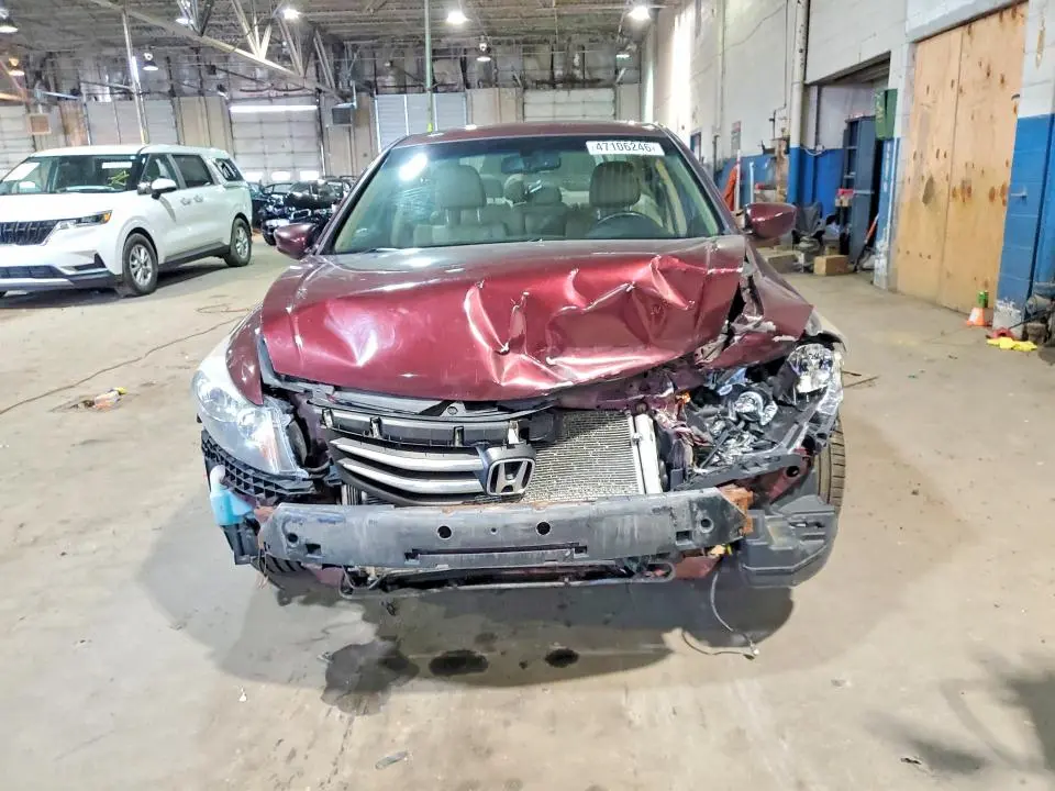 2011 HONDA ACCORD EXL  