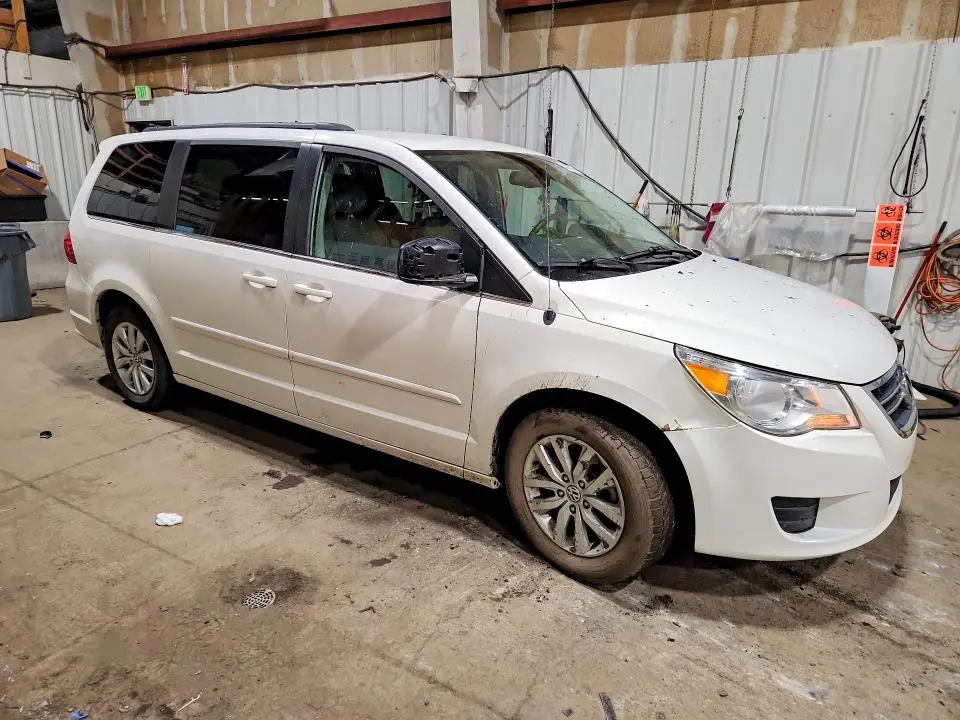 2012 VOLKSWAGEN ROUTAN SE  