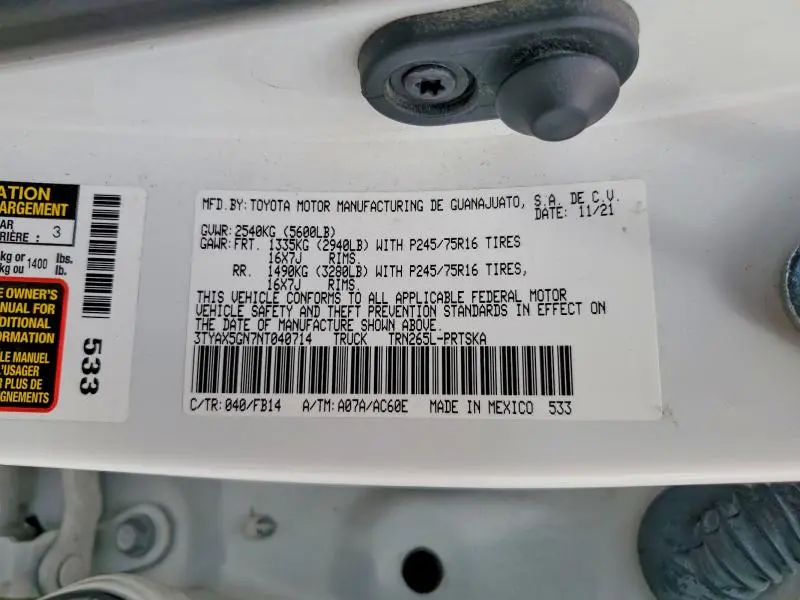 2022 TOYOTA TACOMA SR  