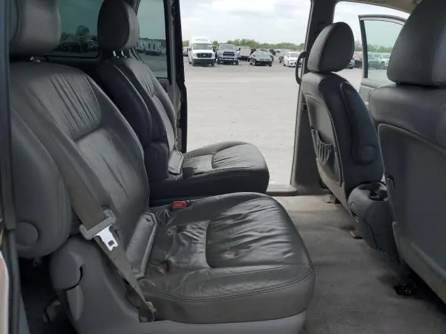 2010 TOYOTA SIENNA XLE  