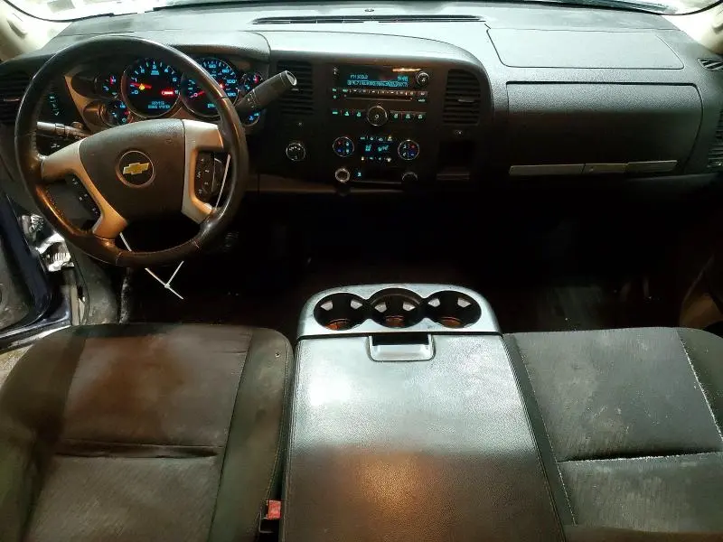 2011 CHEVROLET SILVERADO K1500 LT  