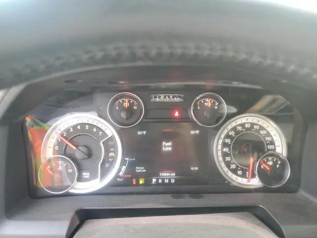 2014 RAM 1500 SLT