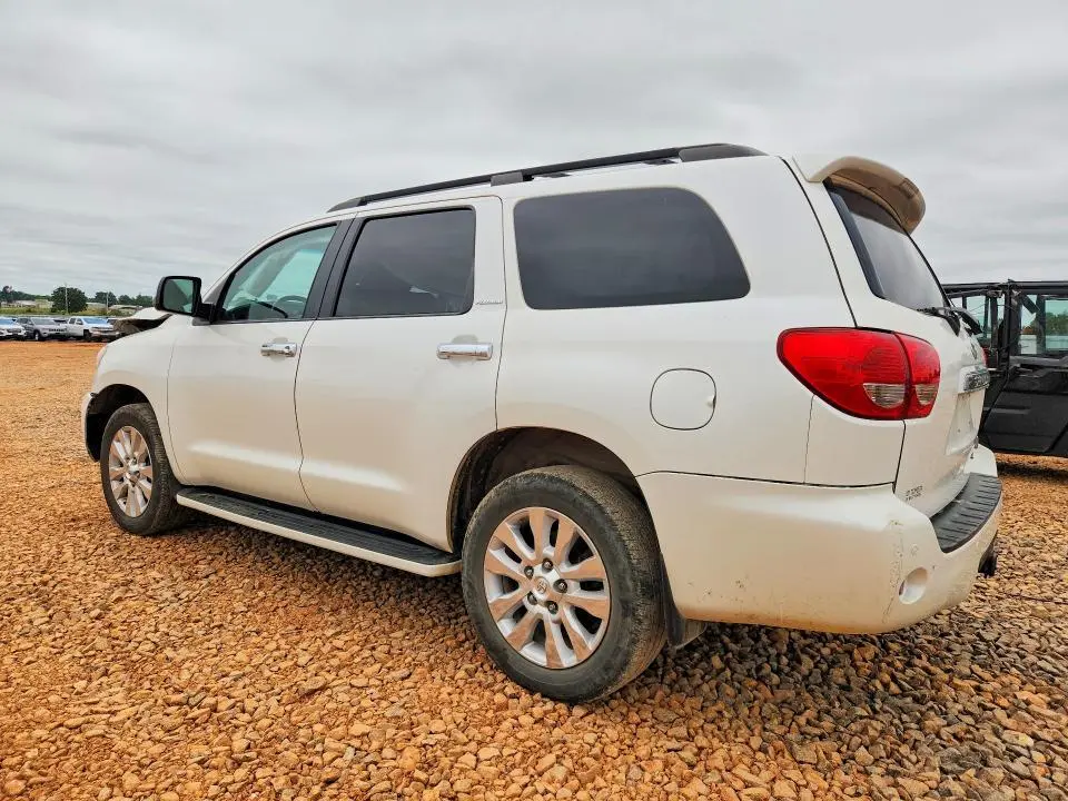 2013 TOYOTA SEQUOIA PLATINUM  