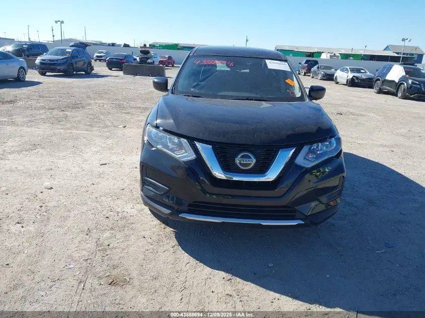 2019 NISSAN ROGUE S