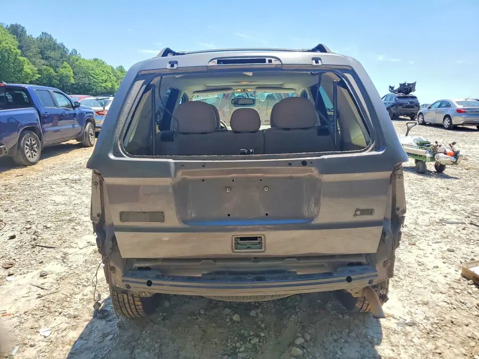 2011 FORD ESCAPE LIMITED  