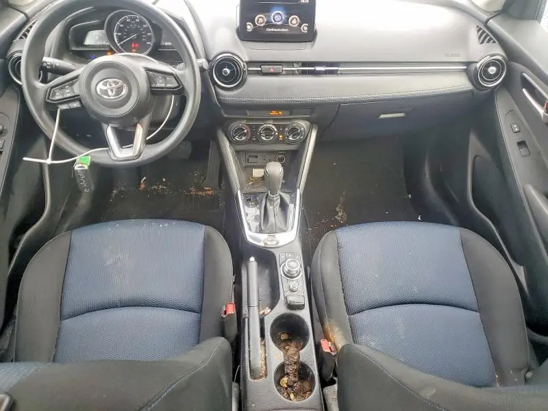2019 TOYOTA YARIS LE  