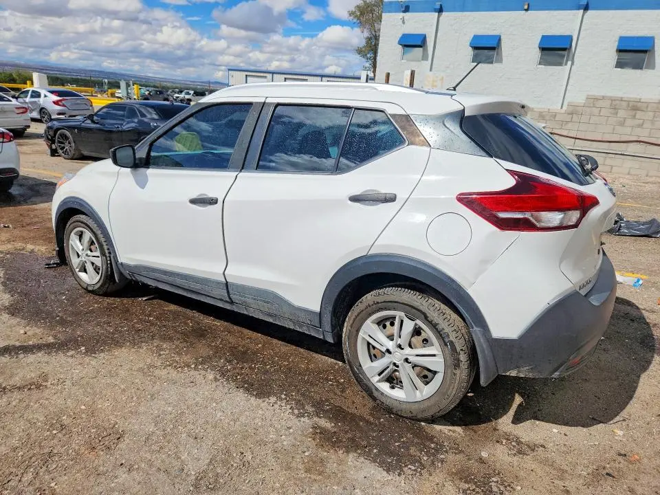 2019 NISSAN KICKS S  