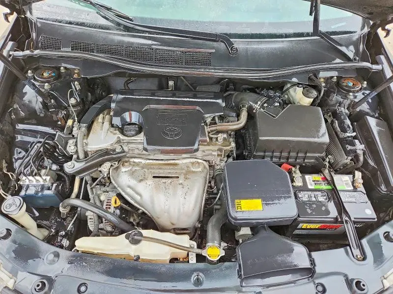 2013 TOYOTA CAMRY SE  