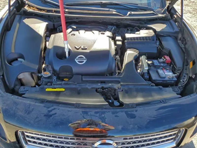 2011 NISSAN MAXIMA S  