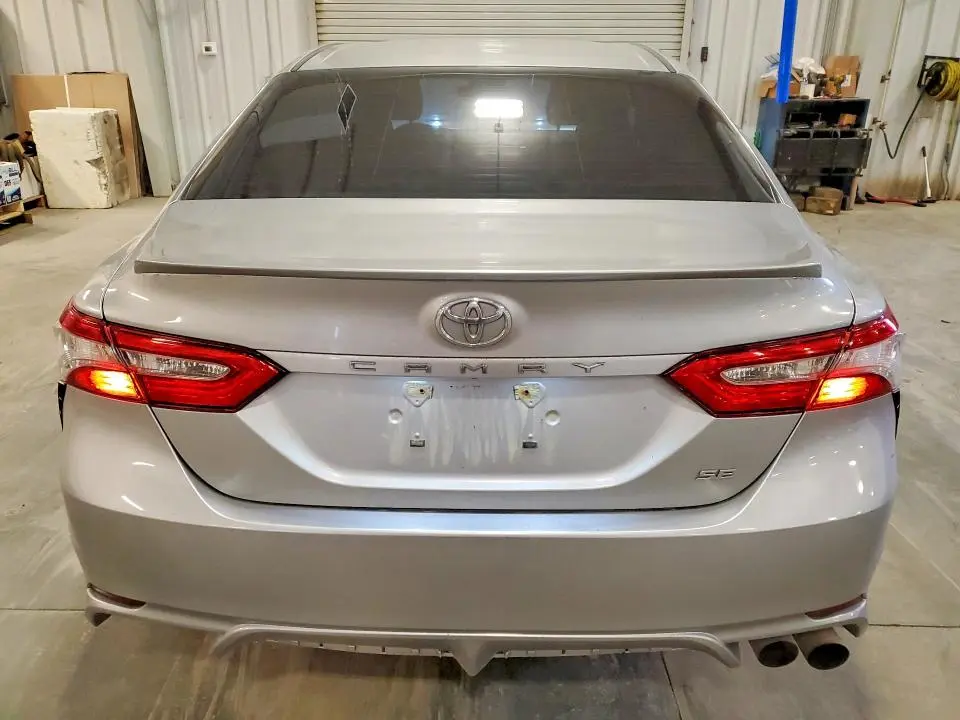 2018 TOYOTA CAMRY   