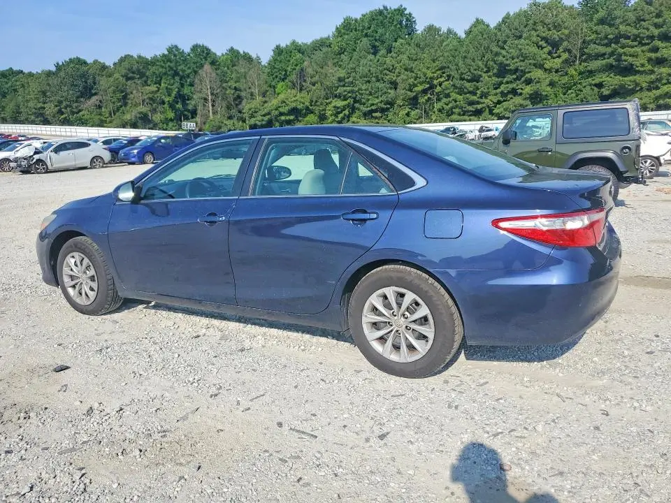2016 TOYOTA CAMRY LE  