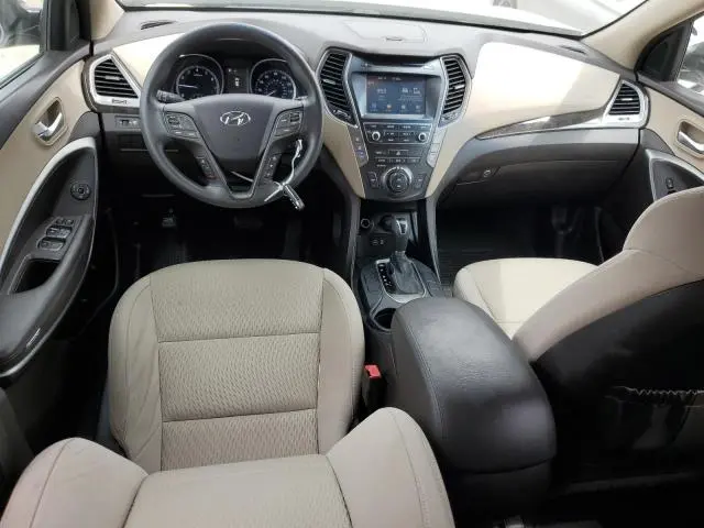 2018 HYUNDAI SANTA FE SE  