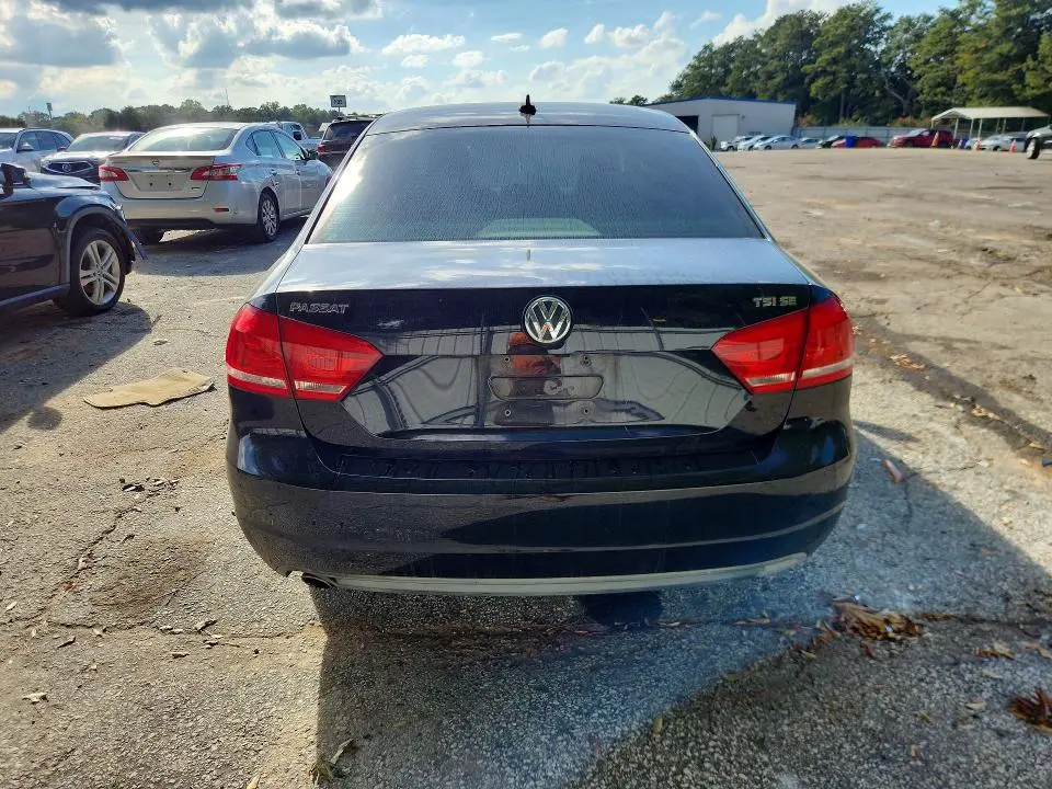 2014 VOLKSWAGEN PASSAT SE  