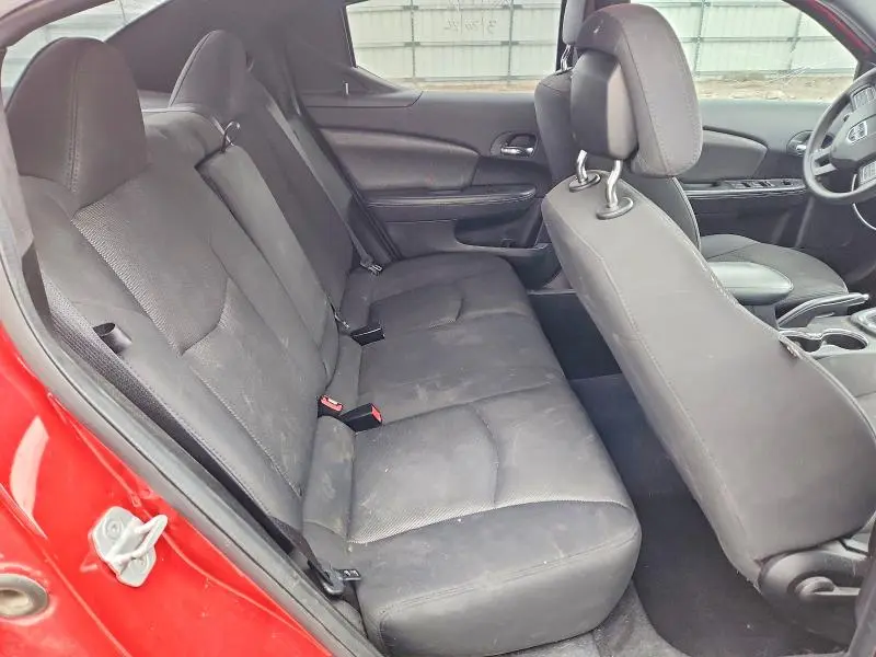 2013 DODGE AVENGER SE  