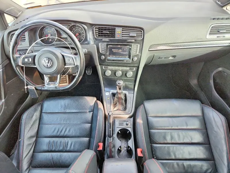 2015 VOLKSWAGEN GTI   