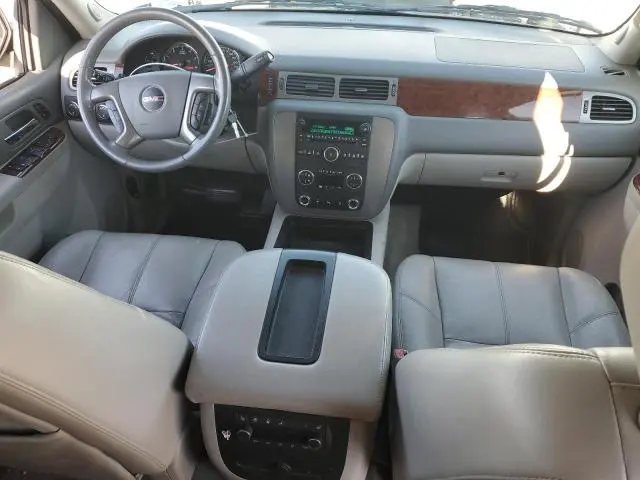 2011 GMC YUKON SLT  
