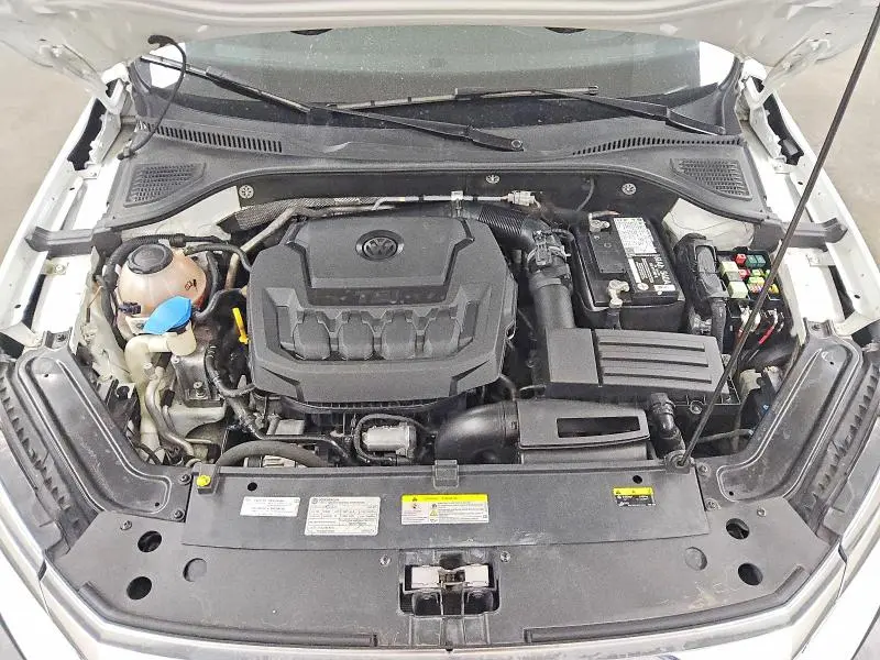 2021 VOLKSWAGEN PASSAT R-LINE  
