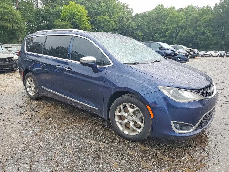 2018 CHRYSLER PACIFICA LIMITED  