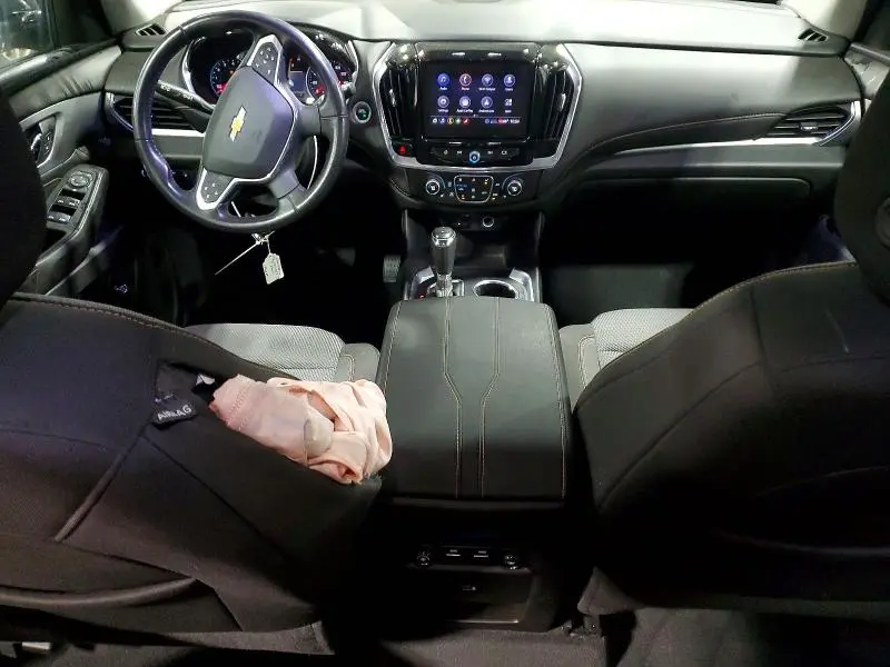 2020 CHEVROLET TRAVERSE LT  