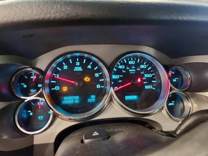 2011 CHEVROLET SILVERADO K1500 LT  