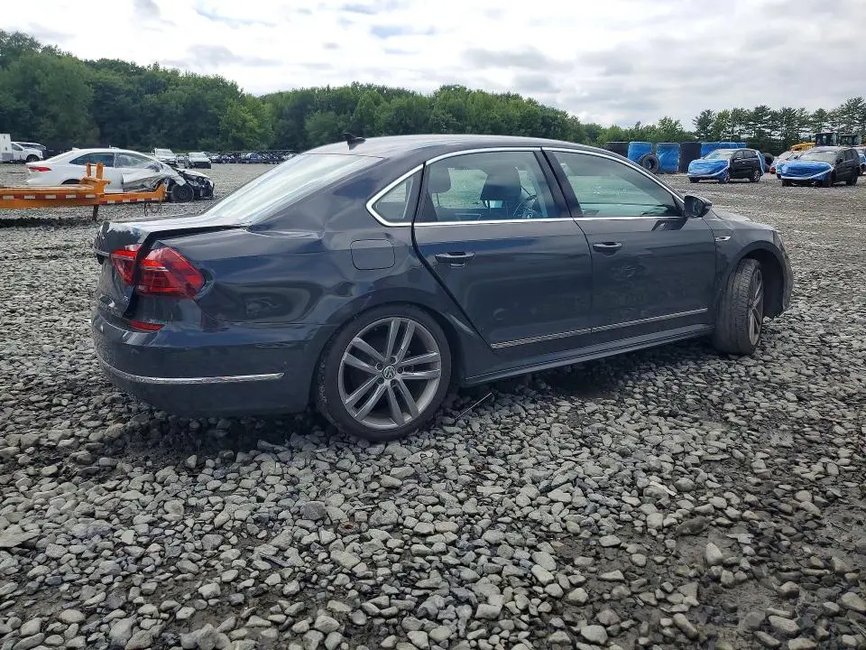 2017 VOLKSWAGEN PASSAT R-LINE  