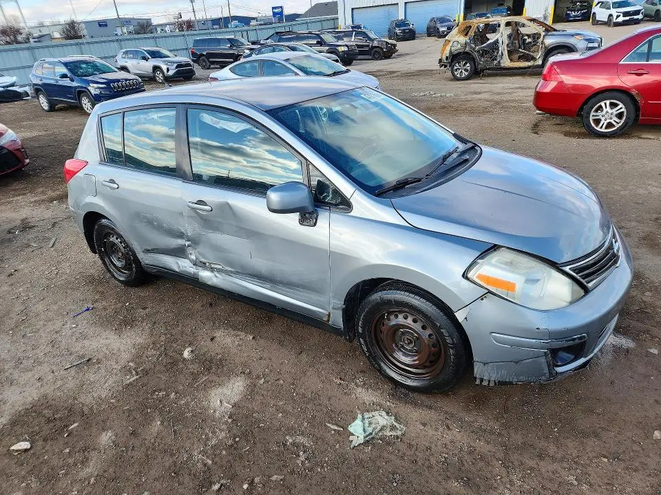 2011 NISSAN VERSA 1.8 S  