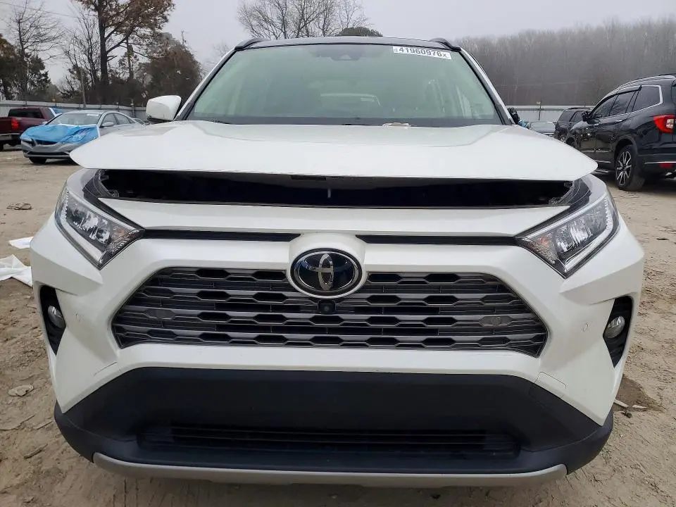 2020 TOYOTA RAV4 LIMITED  