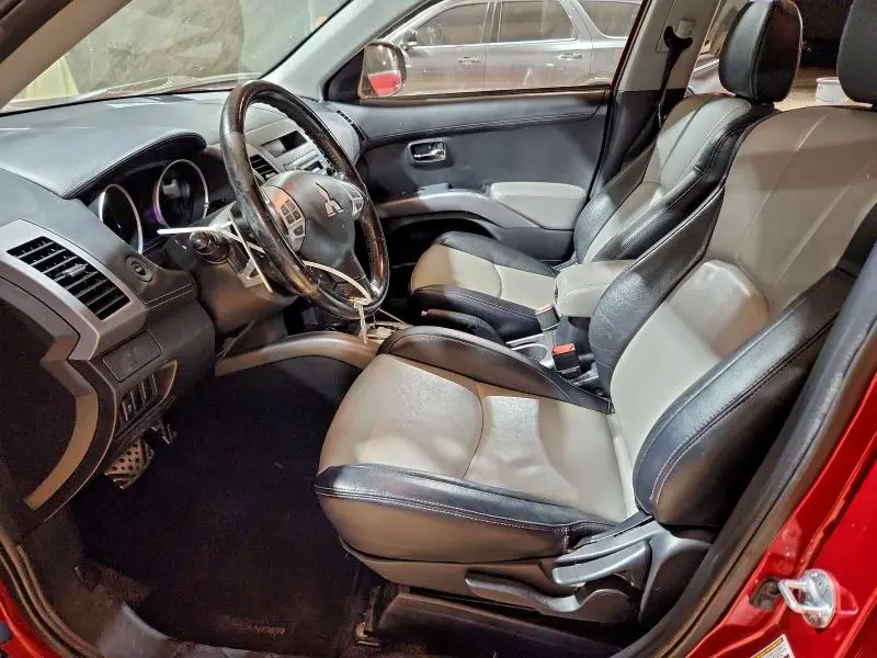 2011 MITSUBISHI OUTLANDER XLS  