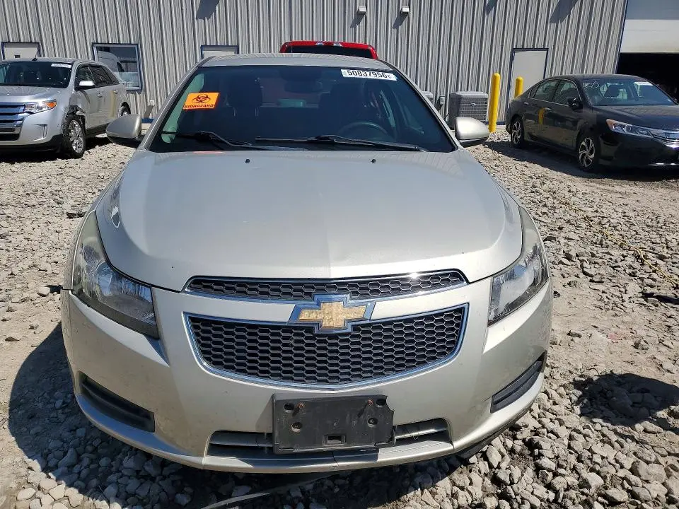 2013 CHEVROLET CRUZE LT  