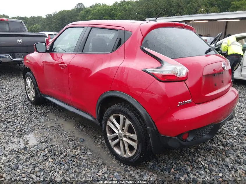 2015 NISSAN JUKE SV