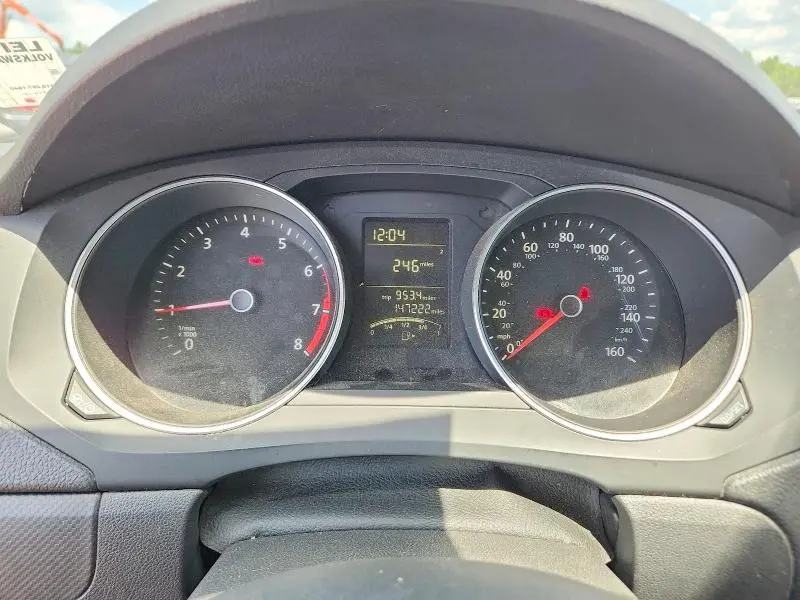 2015 VOLKSWAGEN JETTA BASE  
