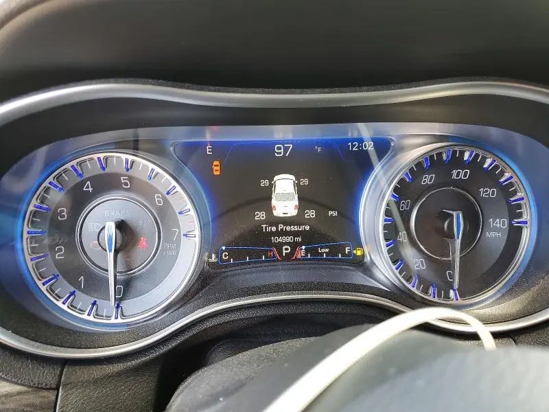 2016 CHRYSLER 300 LIMITED  