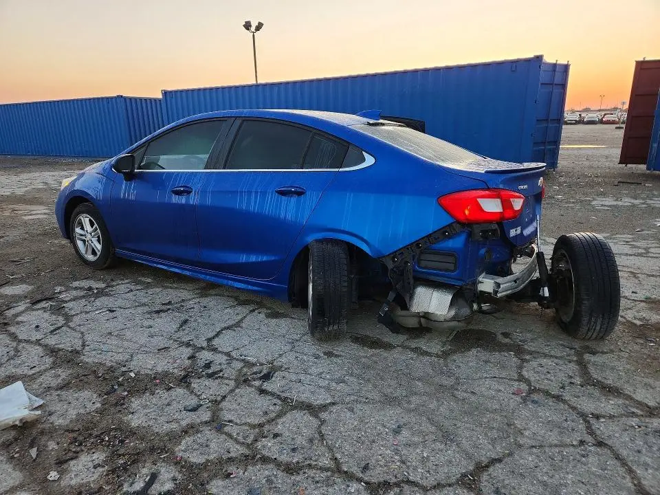 2017 CHEVROLET CRUZE LT  
