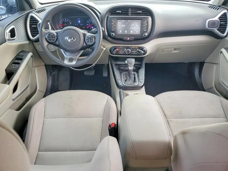 2020 KIA SOUL LX  