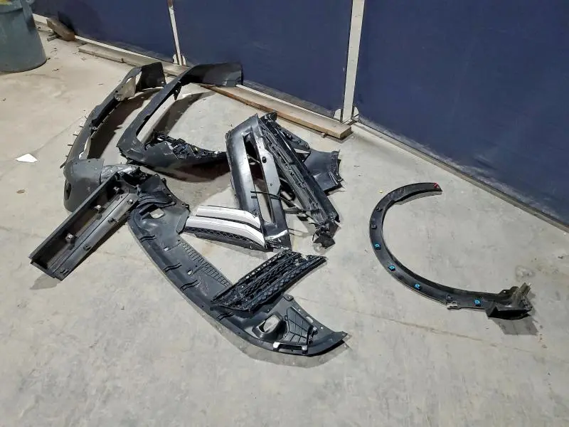 2020 MITSUBISHI ECLIPSE CROSS ES  