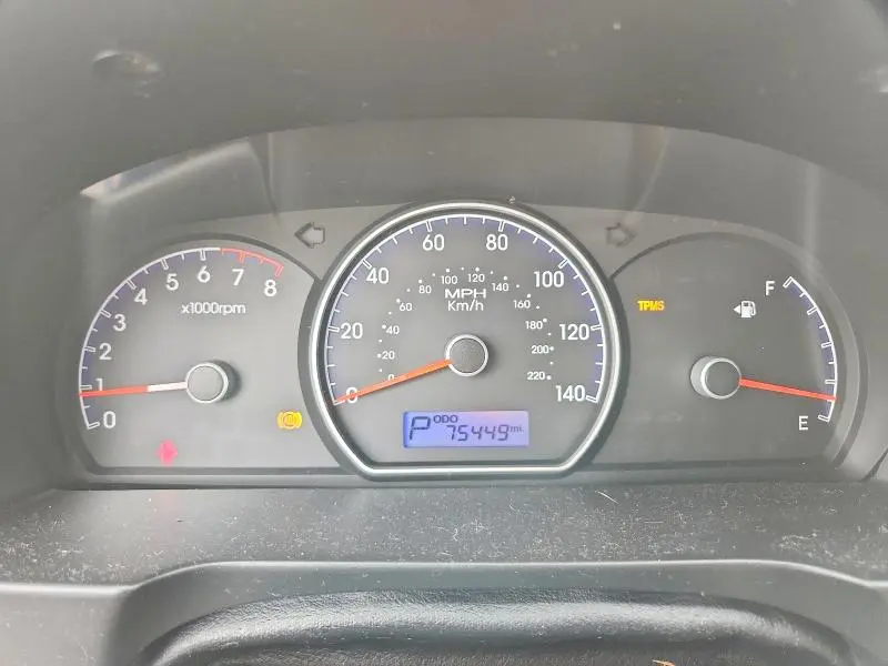 2010 HYUNDAI ELANTRA GLS  