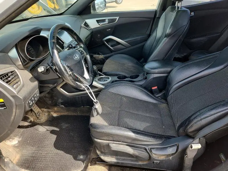 2016 HYUNDAI VELOSTER BASE  