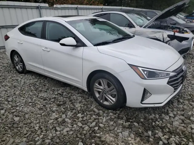 2020 HYUNDAI ELANTRA SEL  